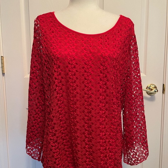 Roz & Ali Red 3/4 Sleeve Bubble Blouse - Picture 1 of 9